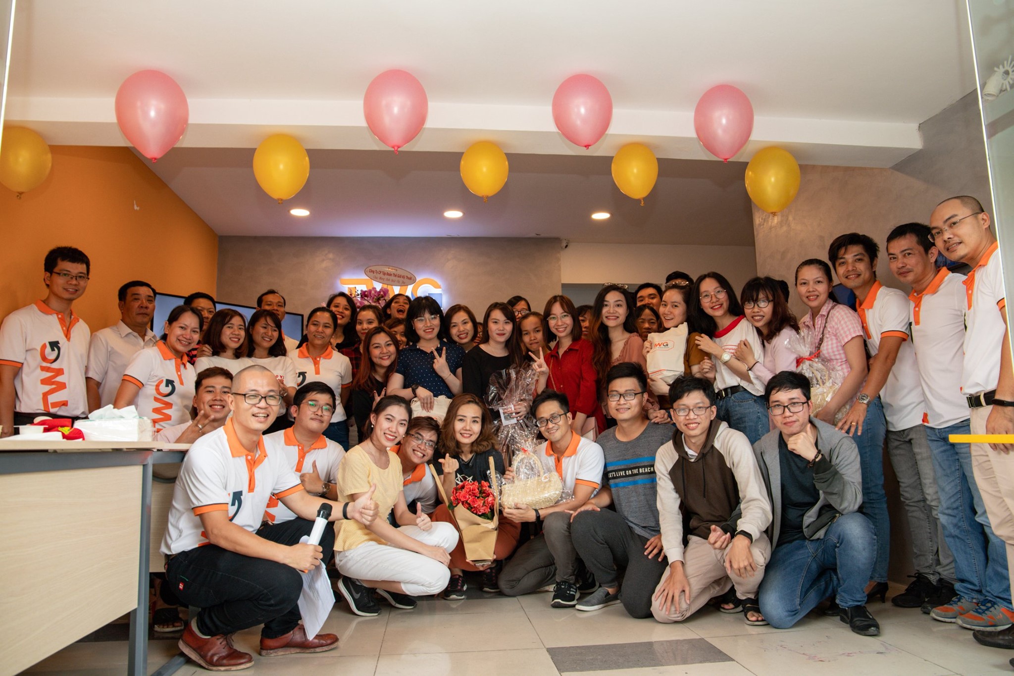 HAPPY INTERNATIONAL WOMEN DAY 8-3