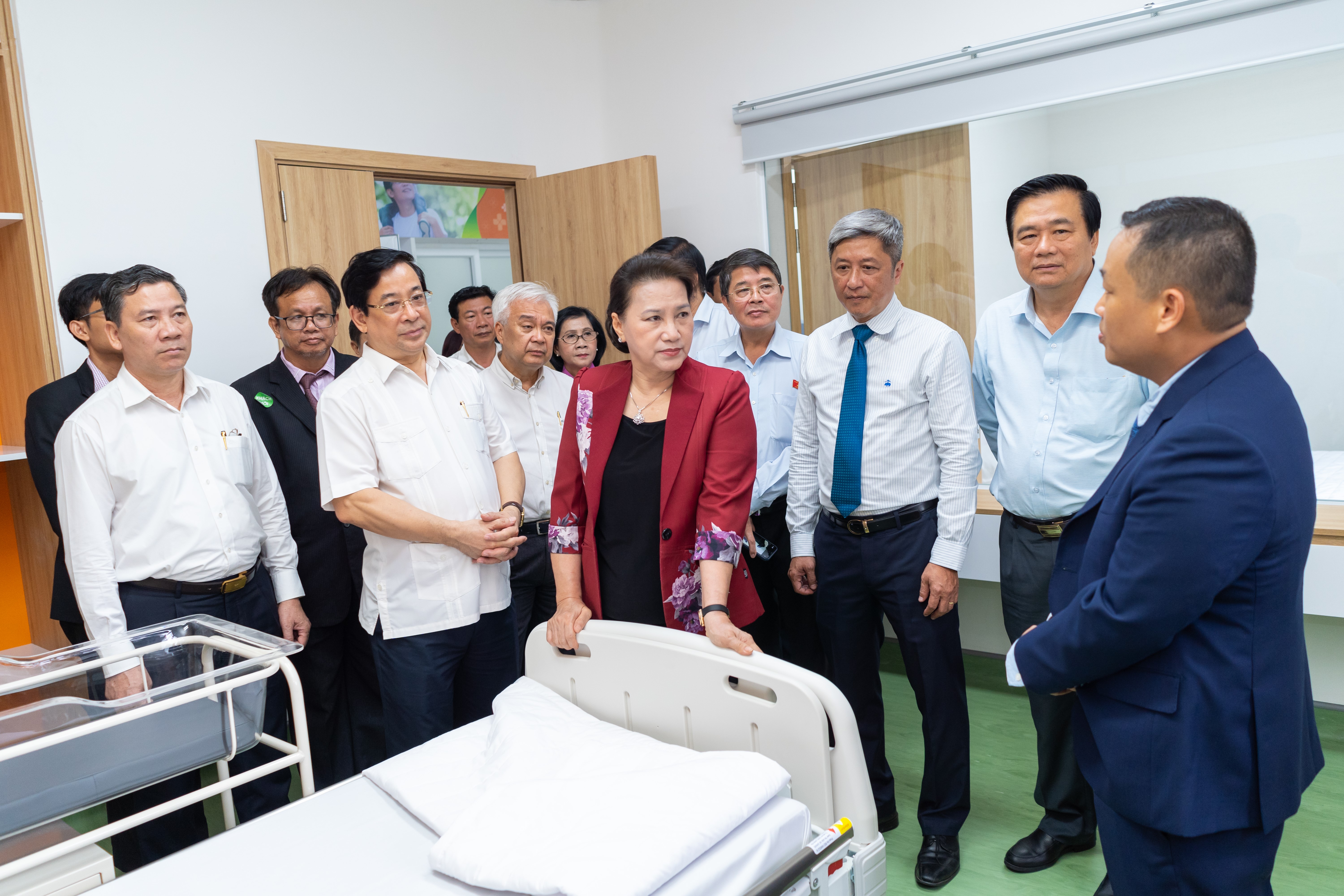 BỆNH VIỆN SẢN NHI TWG LONG AN CHÍNH THỨC ĐƯỢC KHÁNH THÀNH (HTV Tin Tức)